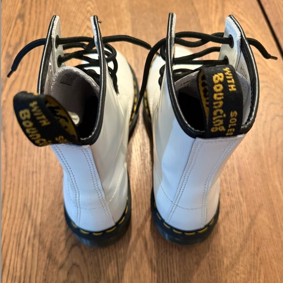 Dr. Martens 1460 Smooth Leather Lace Up Boots - Picture 4 of 6